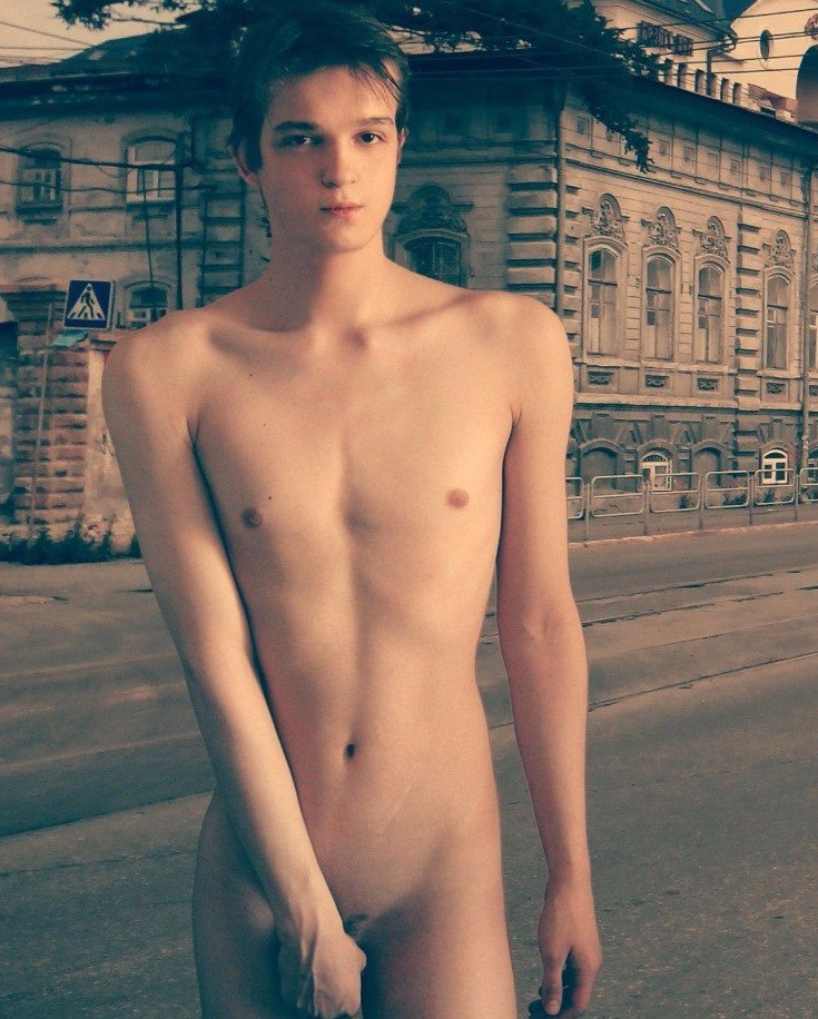 exhibitionism shame nude boy in public place